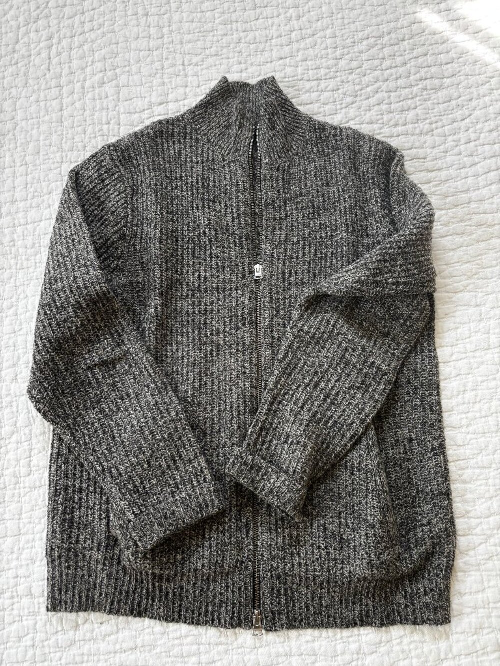 Theory zip-front men's cardigan sweater, medium
